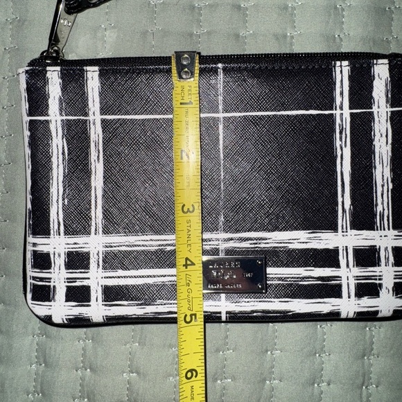 RALPH LAUREN Black & White Plaid SWANFIELD Leather Strap Med Wristlet - Picture 9 of 10